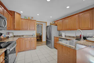 2151 Dogwood Trail, Seymour - 14