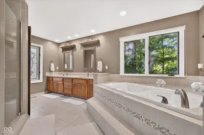 11667 Armada Court, Fishers - 23