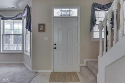 6814 Treyburn Circle, Indianapolis - 3