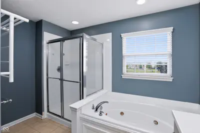 13973 Avalon East Drive, Fishers - 46