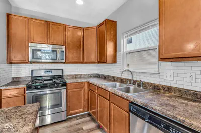 5859 Edelle Drive, Indianapolis - 8
