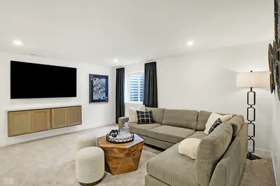 2426 Red Squirrel Way, Zionsville - 33
