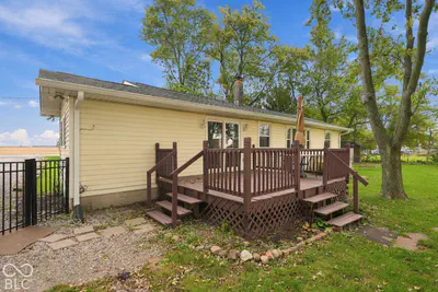 3691 N Us 421, Whitestown - 52