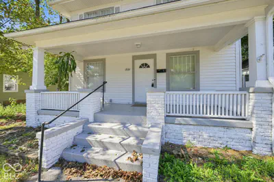 1031 College Street, South Bend - 4
