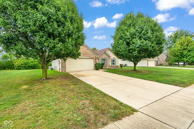 2055 Autumn Faith Way, Avon - 25