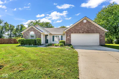 5462 Montavia Circle, Indianapolis