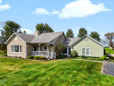 9510 235th Street, Cicero - 95