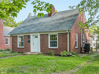 1230 Kessler Boulevard East Drive, Indianapolis