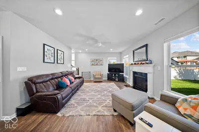 18147 Sunbrook Way, Westfield - 11