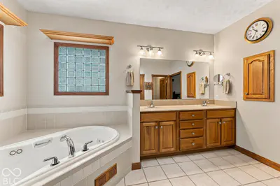 4383 Red Hawk Court, Columbus - 36