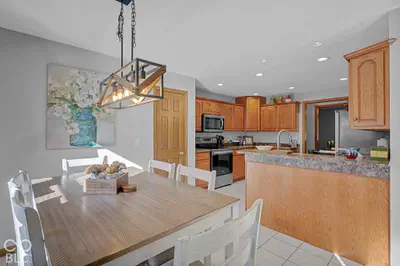 2151 Dogwood Trail, Seymour - 15