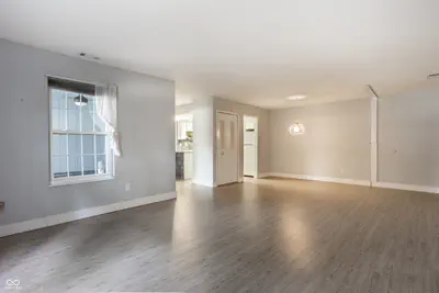 1602 Queensbridge Square, Indianapolis - 9
