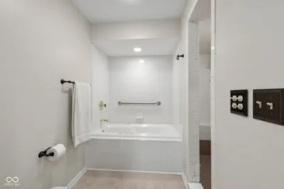 8616 Cricket Tree Lane, Indianapolis - 29