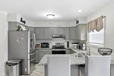 7301 Chestnut Hills Boulevard, Indianapolis - 6