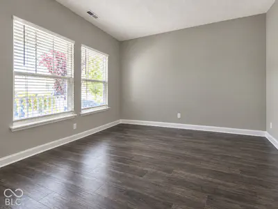 18391 Burton Way, Westfield - 9
