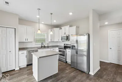 2340 Terra Cotta, Greenfield - 15