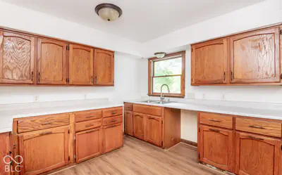 6166 County Road 200, Seymour - 22