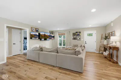 1043 Shadowlawn Avenue, Greencastle - 6