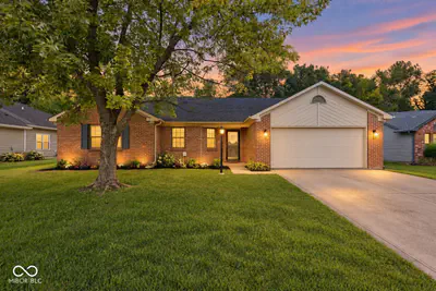 854 Ellington Circle, Greenwood