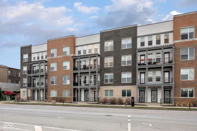727 Illinois Street, Indianapolis - 31