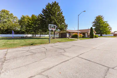 3412 Winchester Drive, Indianapolis - 42