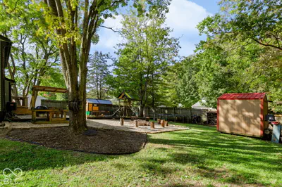 6524 Breeds Hill Court, Indianapolis - 33