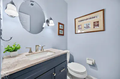 261 Oakwood, Greenwood - 33