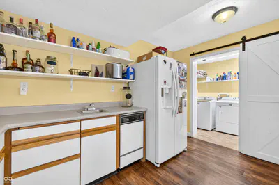 2019 Lakeview Drive, Seymour - 41