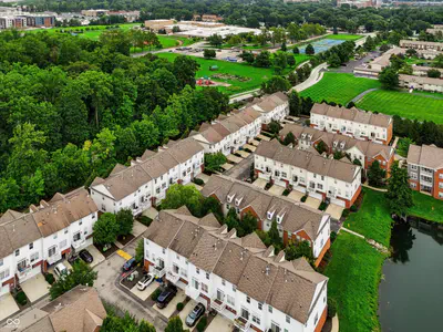433 Sheets Drive, Carmel - 33