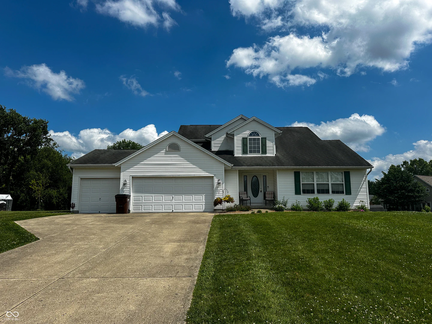 323 Woodfield Drive, Batesville