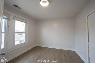 2211 New York Street, Indianapolis - 14