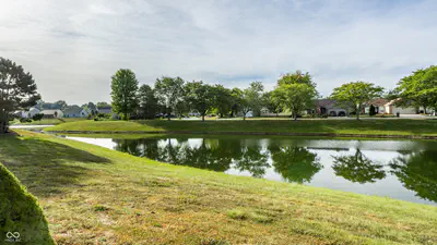 933 Amesbury Court, Indianapolis - 42