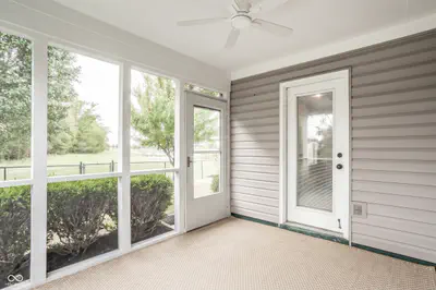 6115 Green Glade Drive, Whitestown - 24