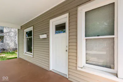 624 N Pine Street, Seymour - 7
