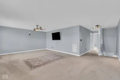 6648 Locust Grove Drive, Indianapolis - 27