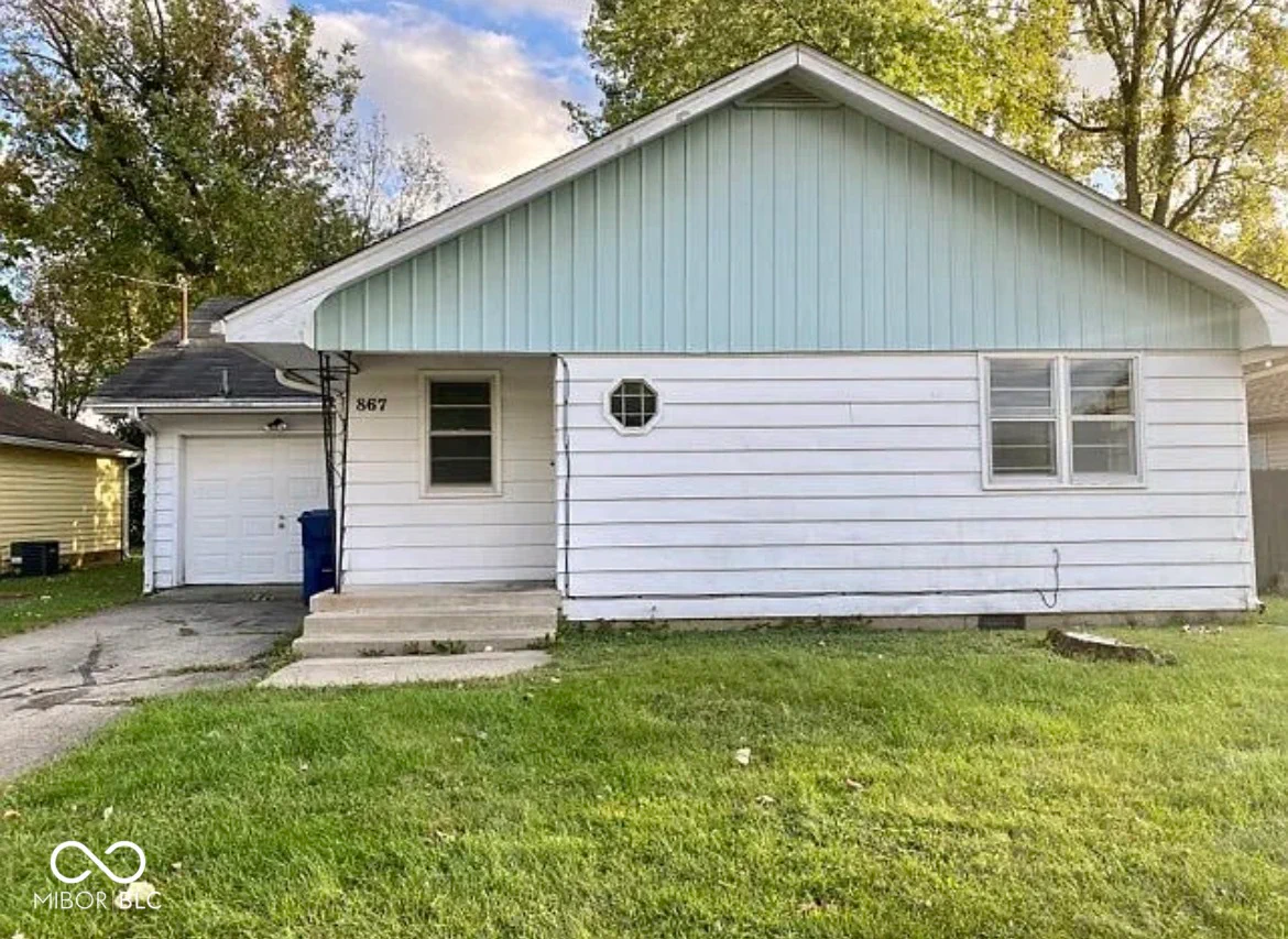 867 Seventh Street, Greenfield
