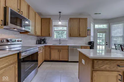 6814 Treyburn Circle, Indianapolis - 18