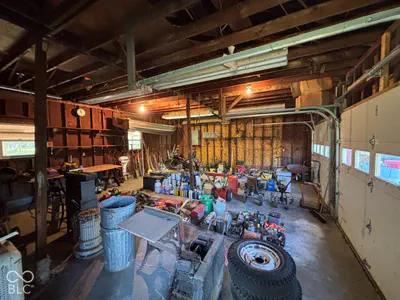 3310 S 1000 W, Anderson - 29