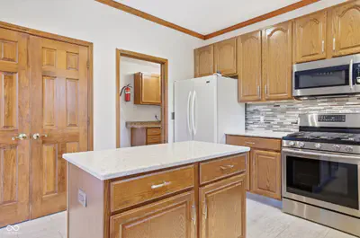 6950 Bluffridge Way, Indianapolis - 17