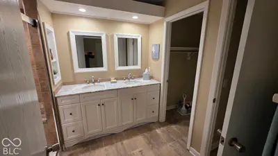 5063 Fairway Drive, Avon - 21