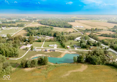 5954 US HWY 31, Seymour - 61