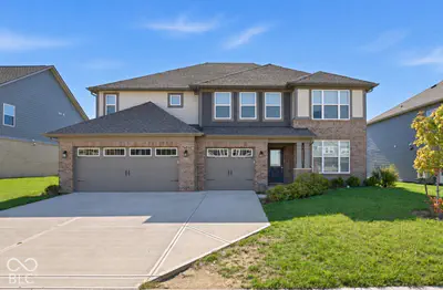 929 Garrison Drive, Greenwood