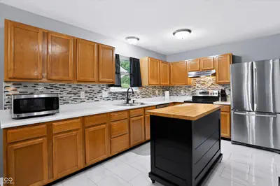 4846 Oakleigh Parkway, Greenwood - 17