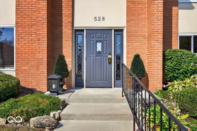 528 Hunters Drive, Carmel - 3