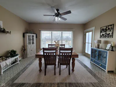 1485 Monroe Way, Rushville - 33