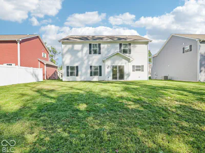 8591 Hollyhock Grove, Avon - 40