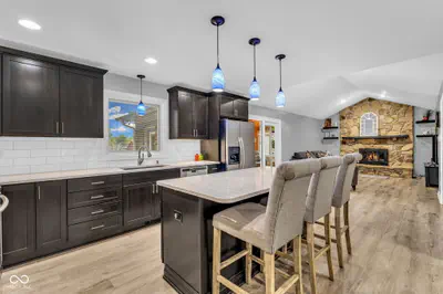 1221 Normandie Court, Avon - 19