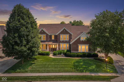 9862 Wading Crane Avenue, Fishers