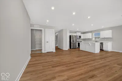 7031 E Bean Blossom Drive, Camby - 11