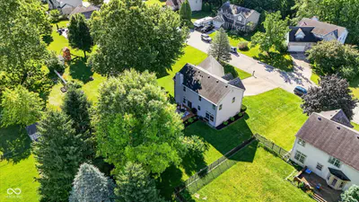 6758 Loretta Court, Avon - 53
